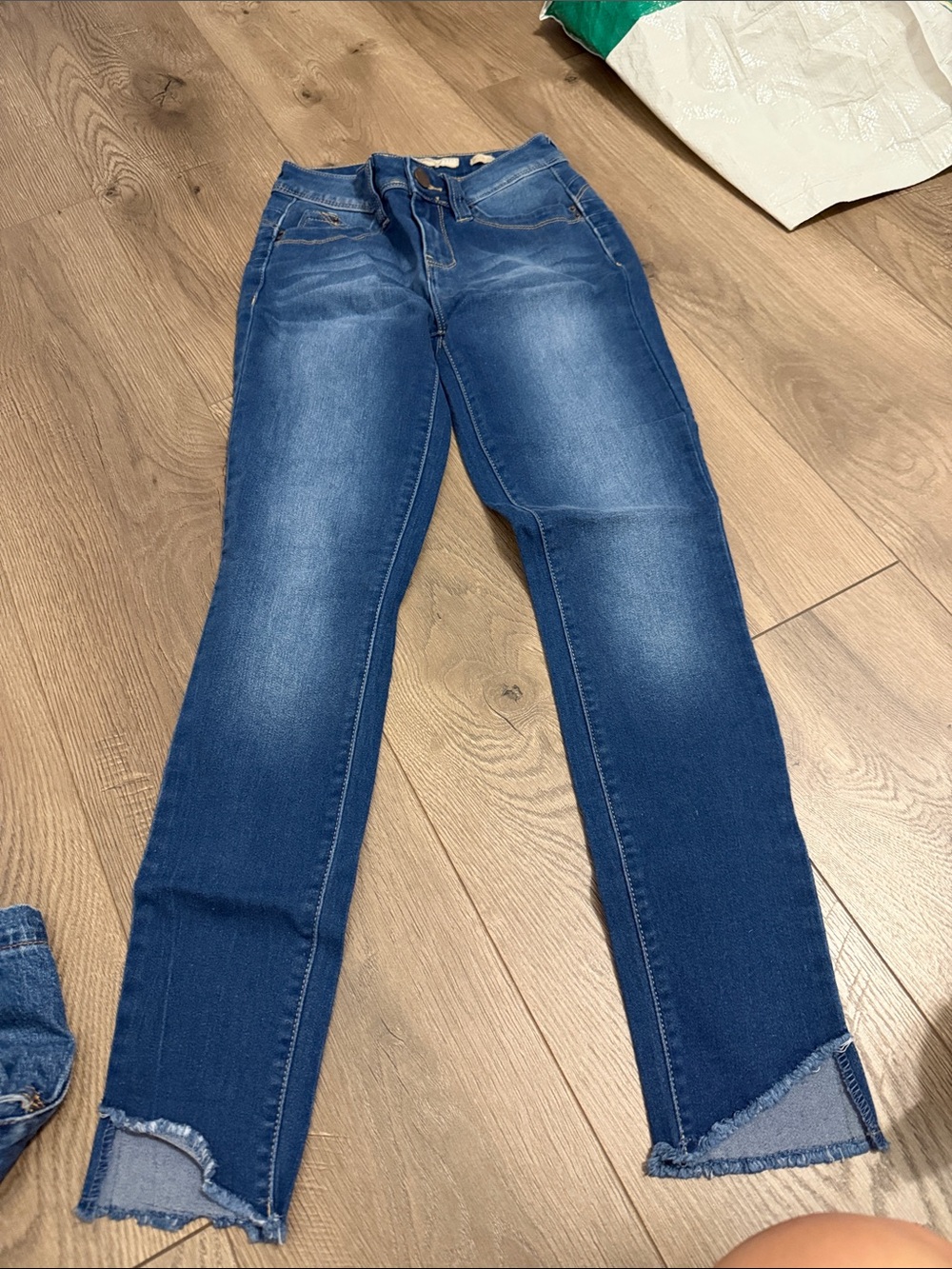 Mid rise size 1 jeans @@@